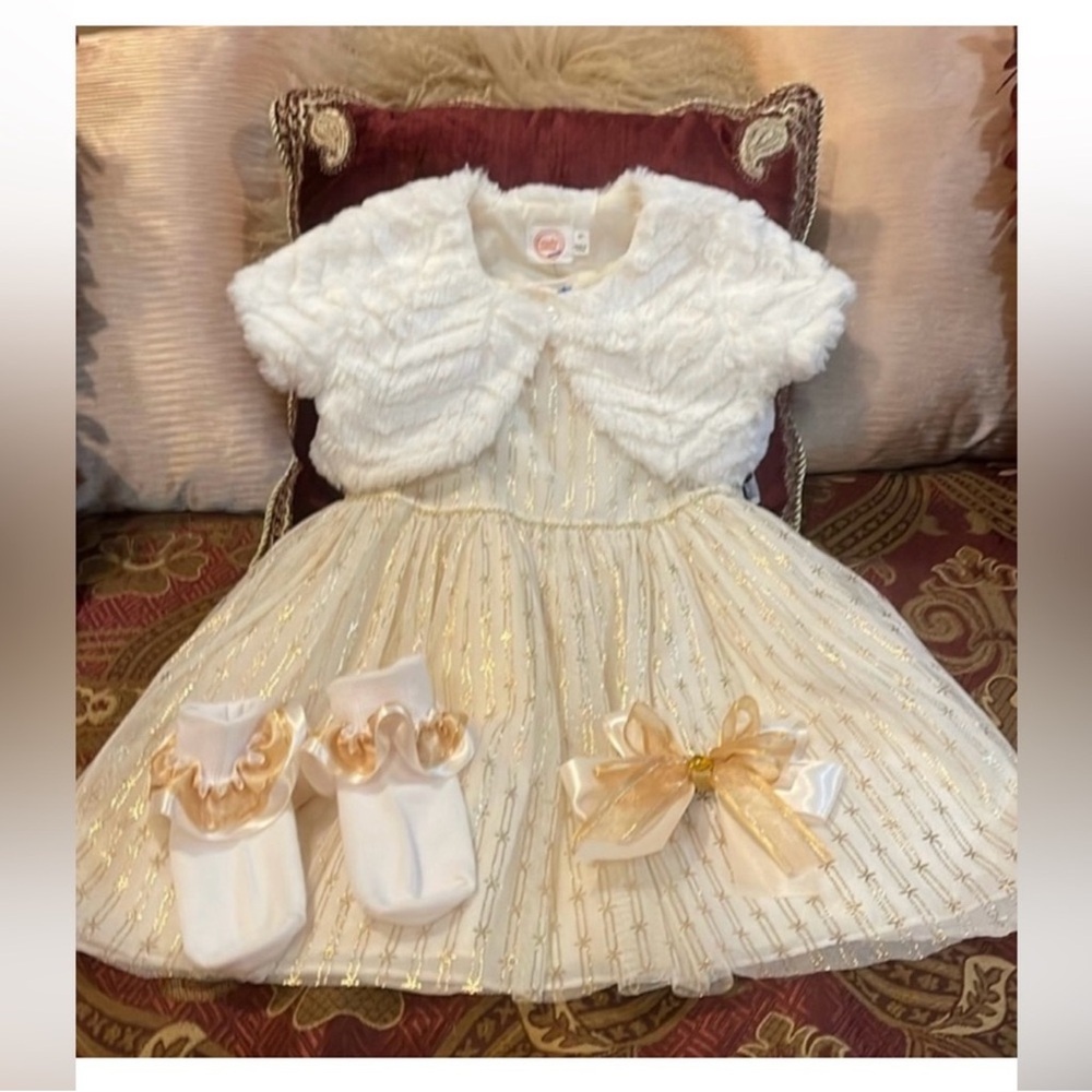 Wonder Nation kids dress & vest size 3T & socks and bow price is firm